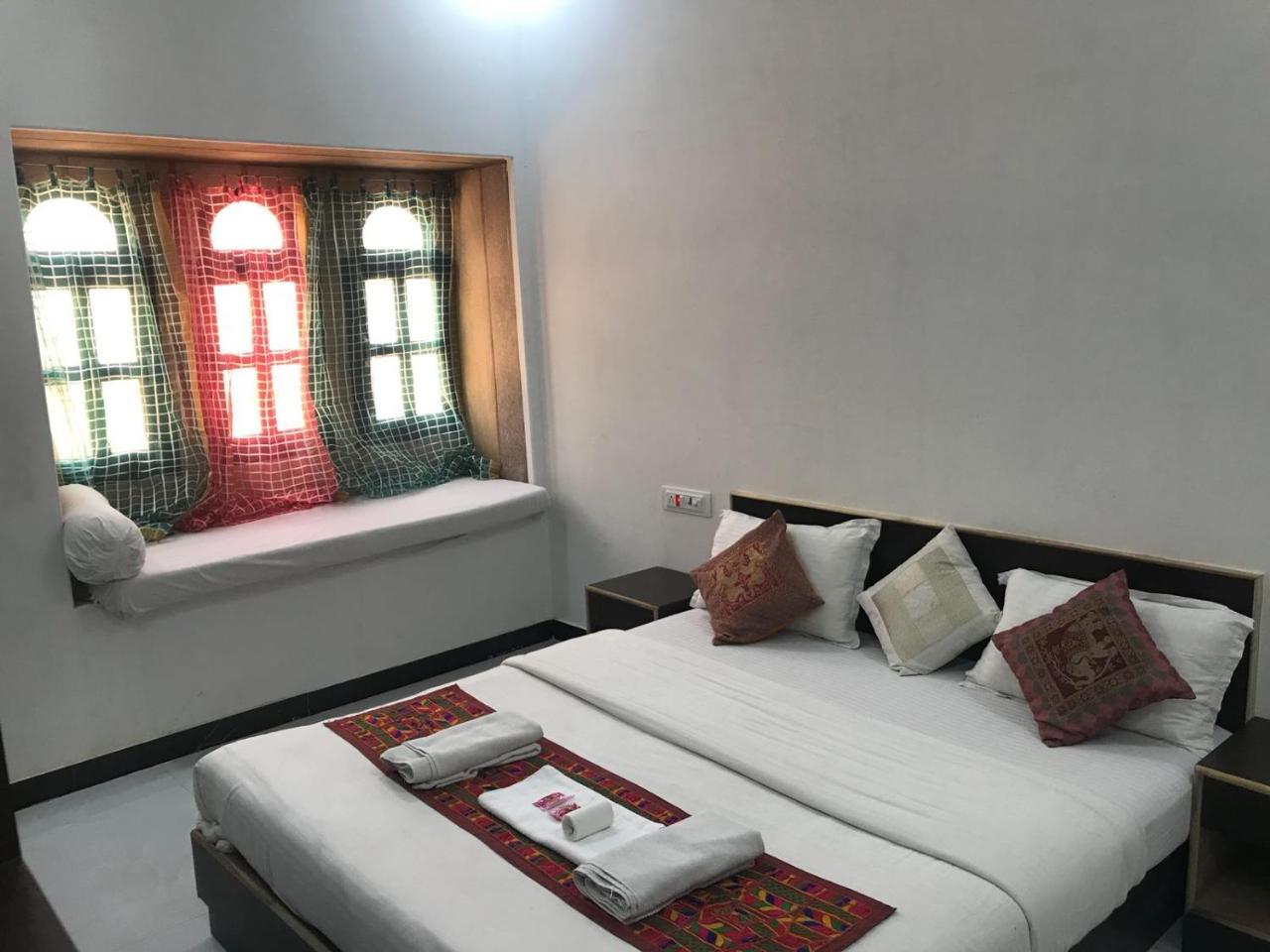 Tofu Hotel & Safari Jaisalmer Luaran gambar